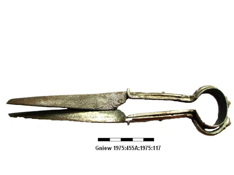 17 nozyce zelazne XIV wiek